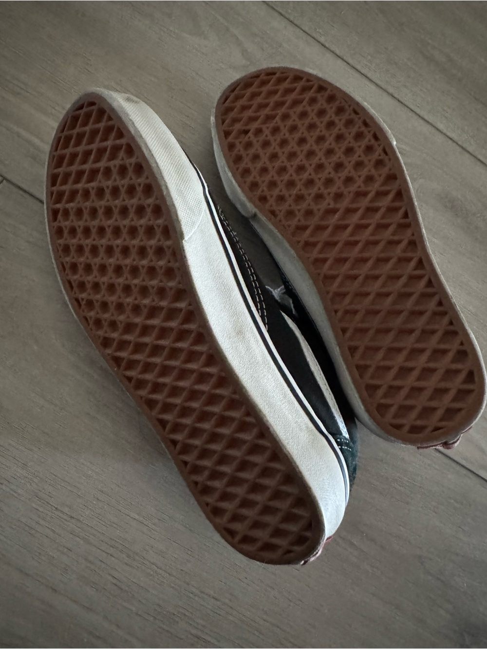 Vans - Picture 5 of 6